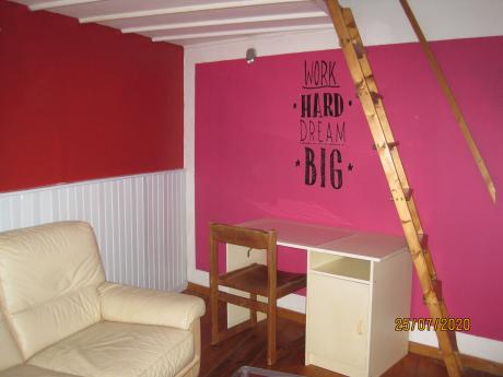 单人间 35 m² 在 Liege Botanique / rue Saint-Gilles / Jonfosse