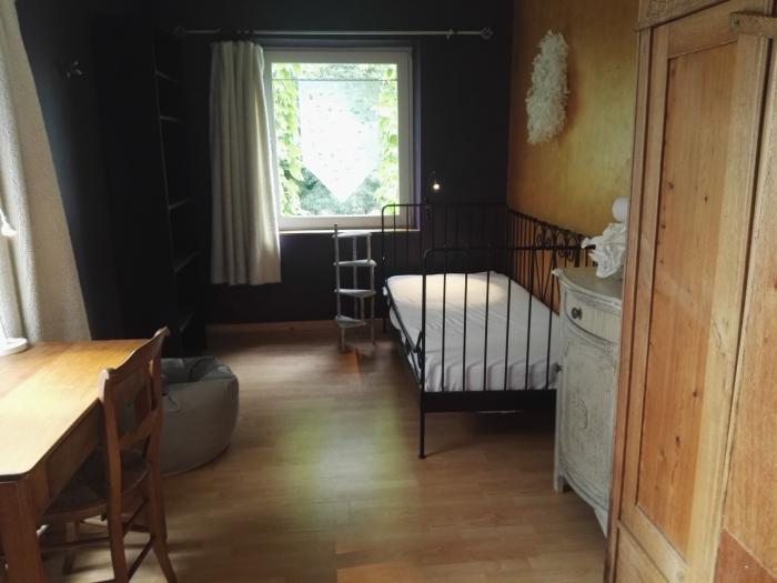 Kot chez l'habitant 20 m² à Liège Botanique / rue Saint-Gilles / Jonfosse