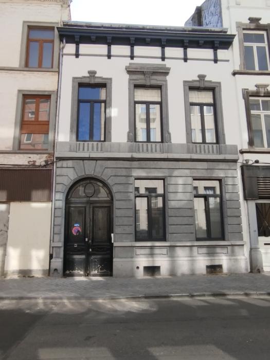 Studio 25 m² à Liège Botanique / rue Saint-Gilles / Jonfosse