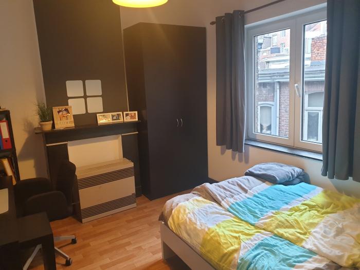 Kot 16 m² in Luik Botanique / rue Saint-Gilles / Jonfosse