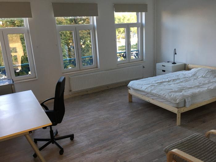 Co-locatie 250 m² in Luik Outremeuse