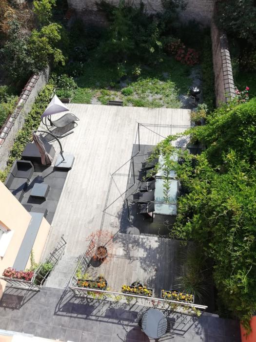 Terrasse et jardin