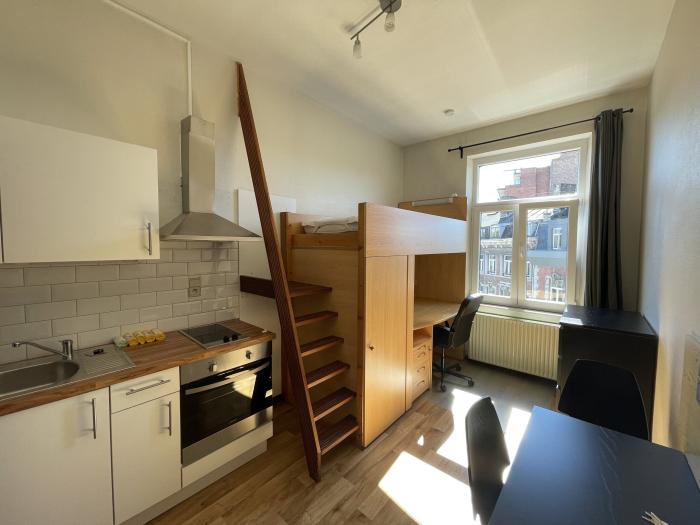 单人间 25 m² 在 Liege Outremeuse