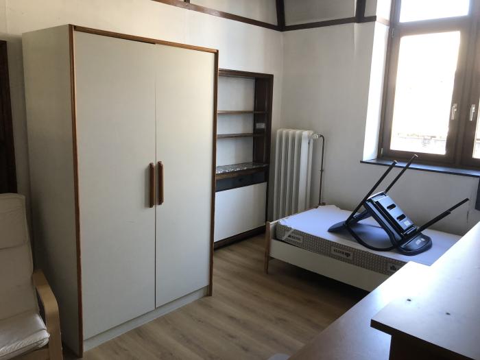 与房东合租 16 m² 在 Liege Fétinne / Longdoz / Vennes