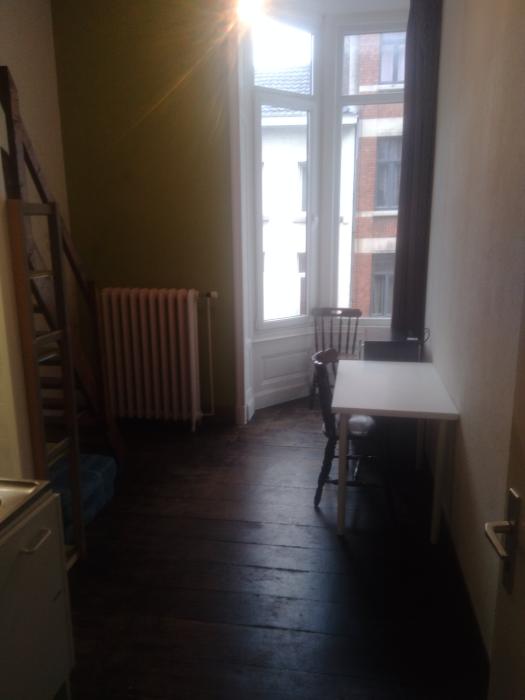 Studio 17 m² in Liege Botanique / rue Saint-Gilles / Jonfosse