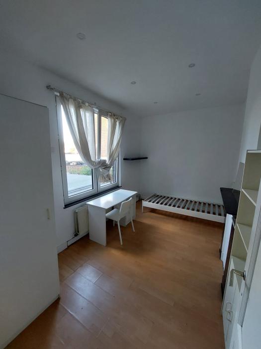 Kot 12 m² à Liège Fétinne / Longdoz / Vennes
