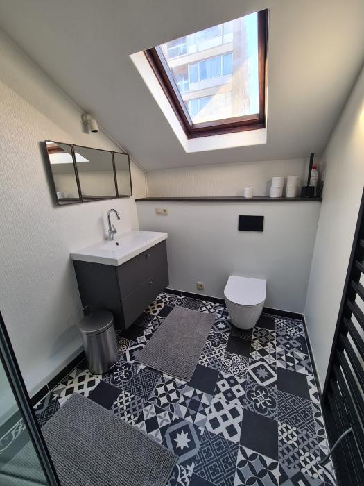 Salle de bain 2ème étage ( il y a également une salle de douche au rdc)