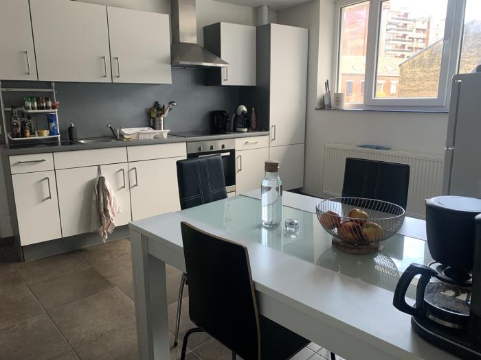 共享租房 45 m² 在 Liege Outremeuse