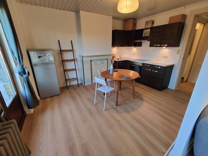 Room in owner's house 60 m² in Liege Laveu / Cointe