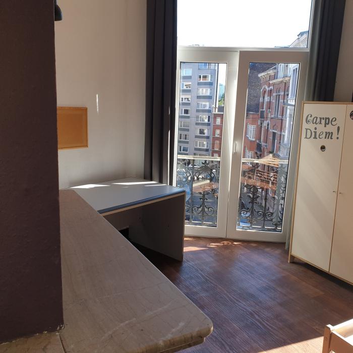 合租房 20 m² 在 Liege Botanique / rue Saint-Gilles / Jonfosse