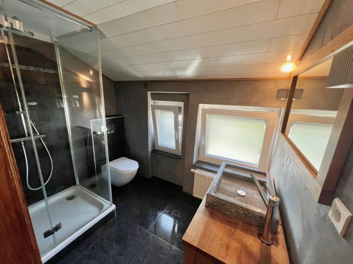 Salle de bain 1