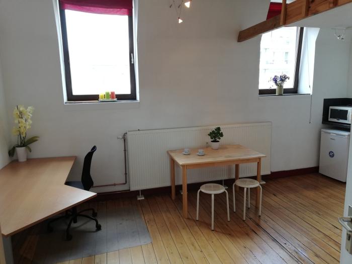 TABLE ET BUREAU 1