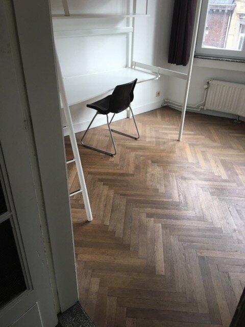 Kot 10 m² in Luik Botanique / rue Saint-Gilles / Jonfosse