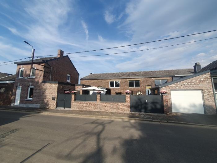 House 90 m² in Outside Liege