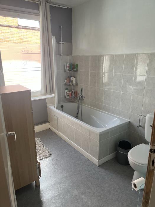Salle de bain commune