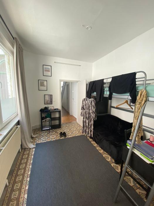 单人间 27 m² 在 Liege Saint-Léonard