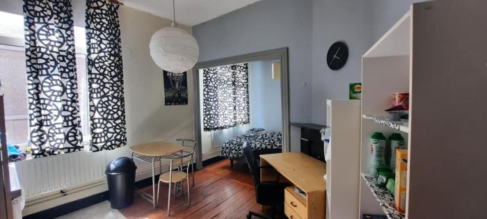 Kot 16 m² à Liège Botanique / rue Saint-Gilles / Jonfosse
