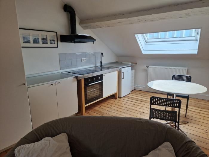 Studio 54 m² in Luik Avroy / Guillemins