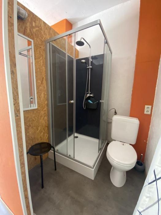coin douche et WC