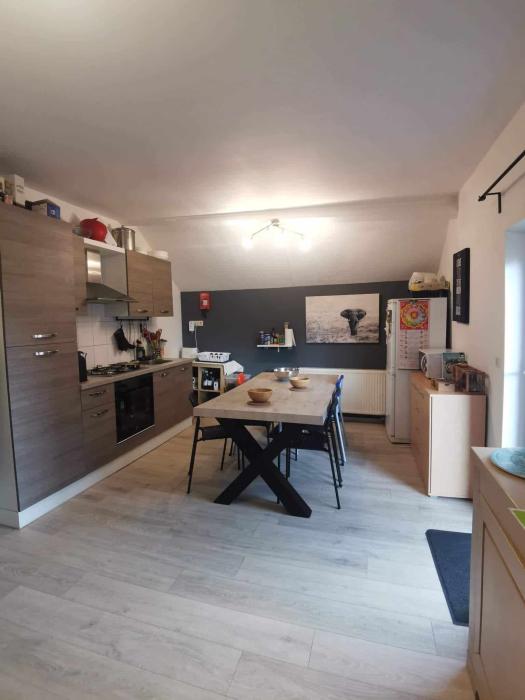 Kot 150 m² in Omgeving Luik