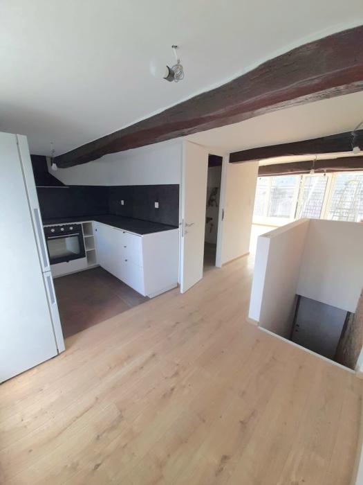 Studio 45 m² in Luik Cathédrale / Sauvenière / Saint-Denis