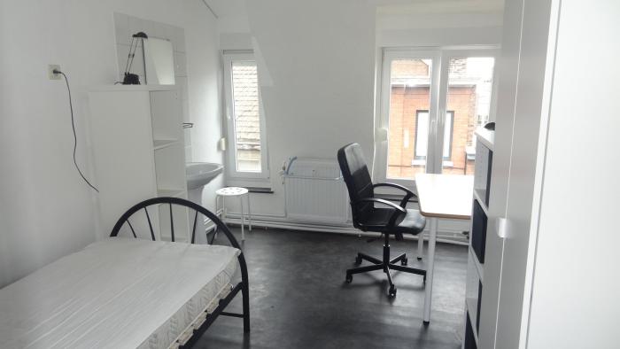 Kot 11 m² à Liège Fétinne / Longdoz / Vennes