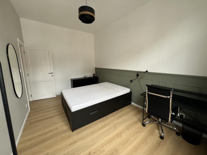 Chambre libre (1/2)