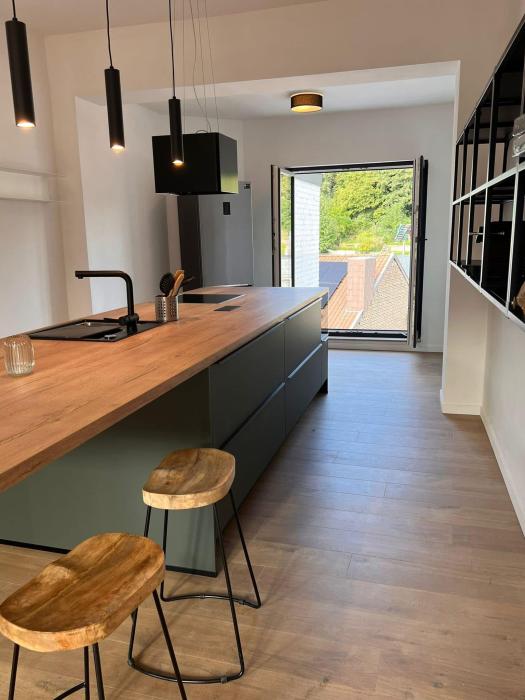 公寓 110 m² 在 Liege Sainte-Walburge