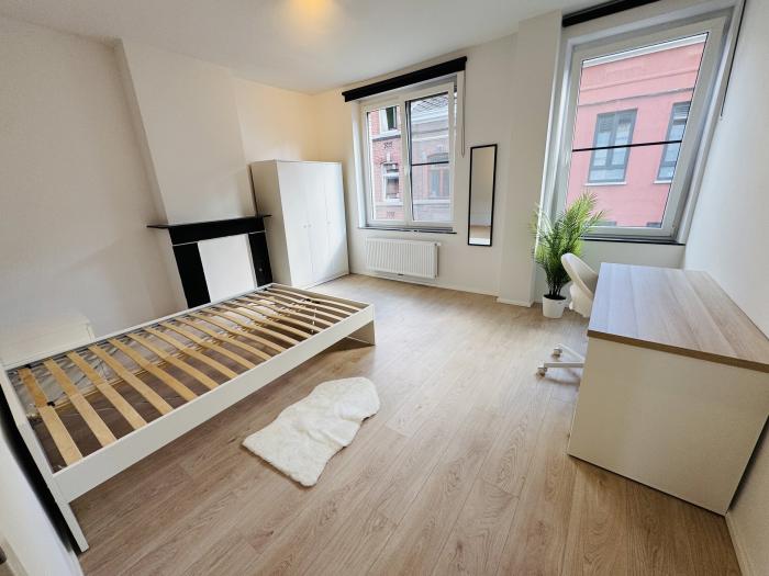 Co-locatie 155 m² in Luik Angleur / Sart-Tilman
