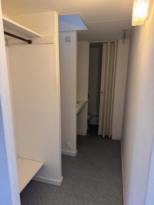 Accès chambre et salle de bain