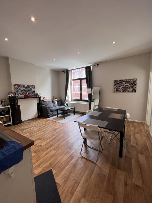 共享租房 55 m² 在 Liege Outremeuse