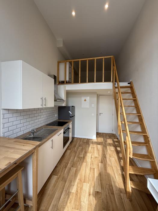 Studio 30 m² in Liege Cathédrale / Sauvenière / Saint-Denis