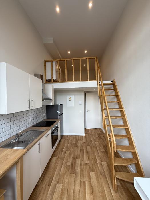 Studio 30 m² in Liege Cathédrale / Sauvenière / Saint-Denis