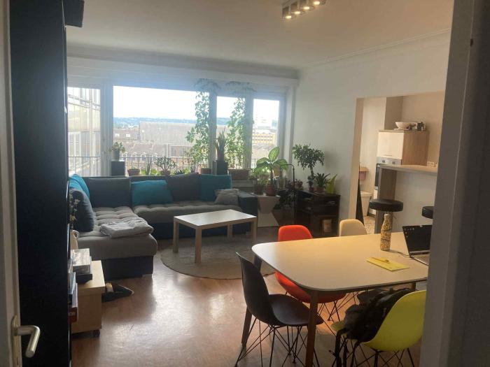 Shared housing 100 m² in Liege Outremeuse