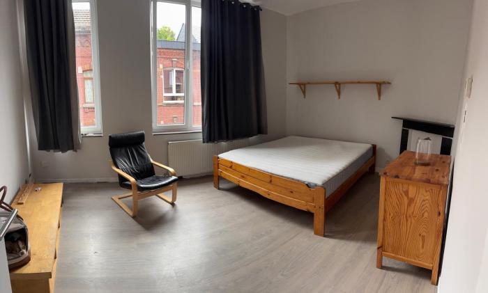共享租房 240 m² 在 Liege Laveu / Cointe