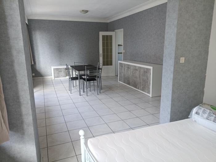 Studio 50 m² à Liège Cathédrale / Sauvenière / Saint-Denis