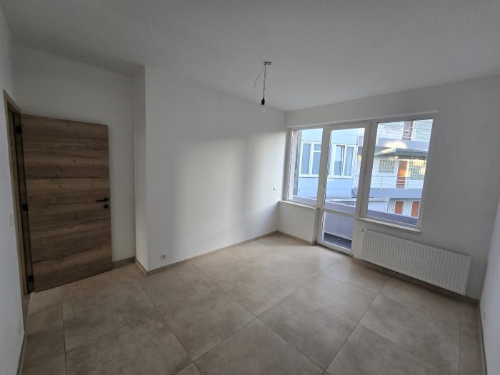 Chambre à coucher avec balcon