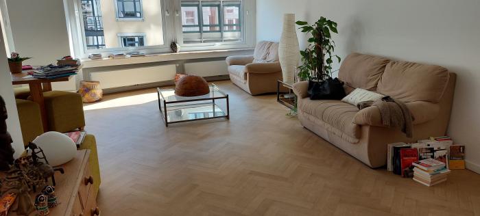 与房东合租 100 m² 在 Liege Avroy / Guillemins