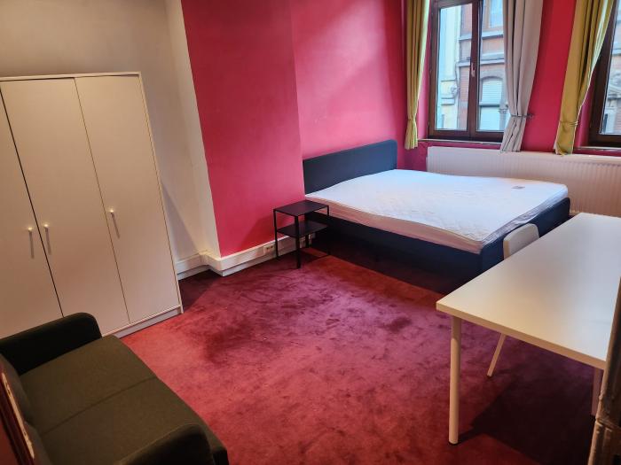 合租房 27 m² 在 Liege Avroy / Guillemins