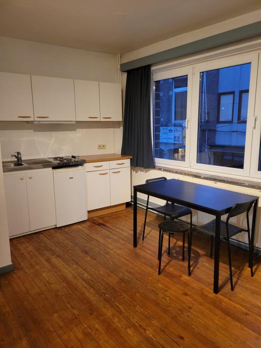 Studio 25 m² in Luik Botanique / rue Saint-Gilles / Jonfosse