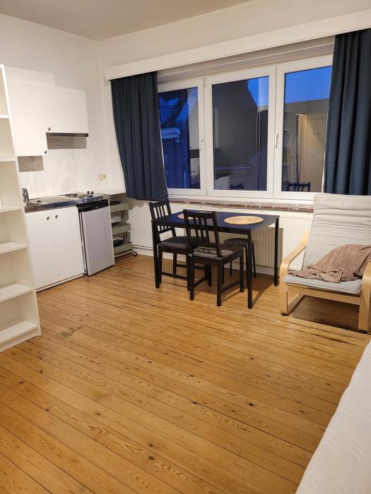 Kot 25 m² in Luik Botanique / rue Saint-Gilles / Jonfosse