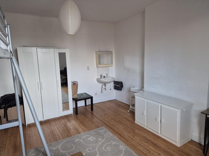 Evier et garde robes