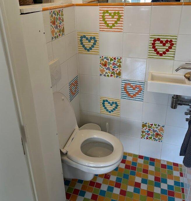 Toilettes séparées