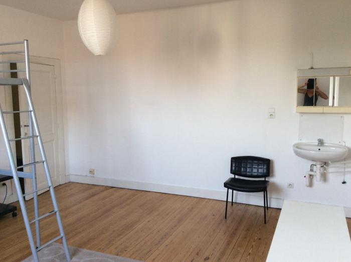 Partie chambre et bureau