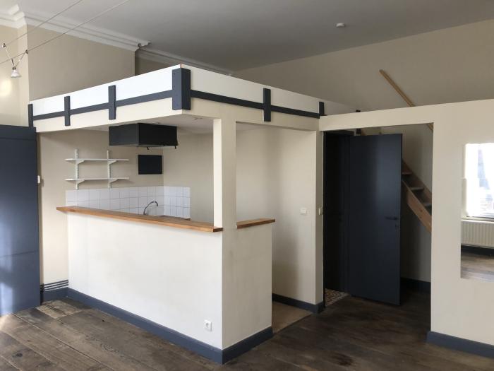 Studio 50 m² à Liège Botanique / rue Saint-Gilles / Jonfosse