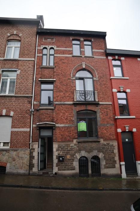 Shared housing 184 m² in Liege Laveu / Cointe
