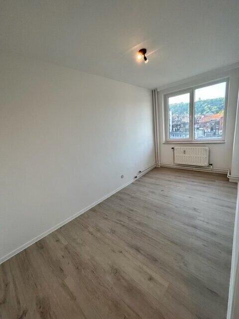 Pièce privée disponible