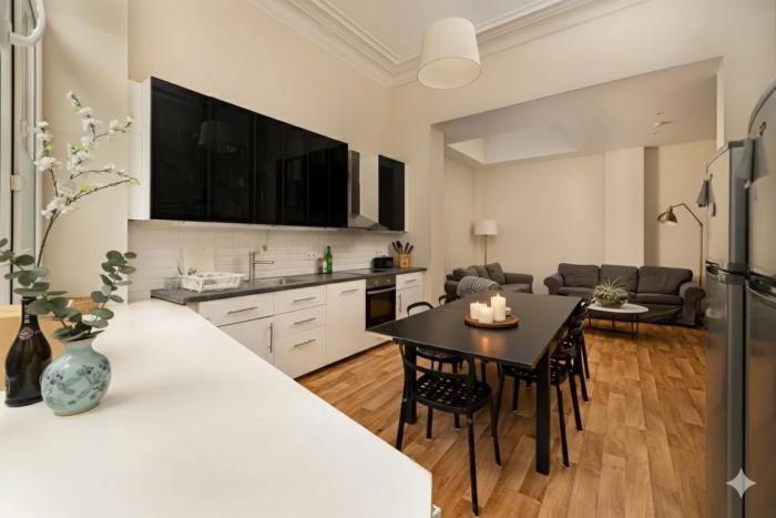 Kot 10 m² à Liège Cathédrale / Sauvenière / Saint-Denis