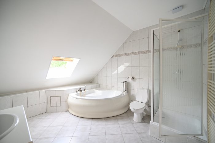 Salle de bains commune