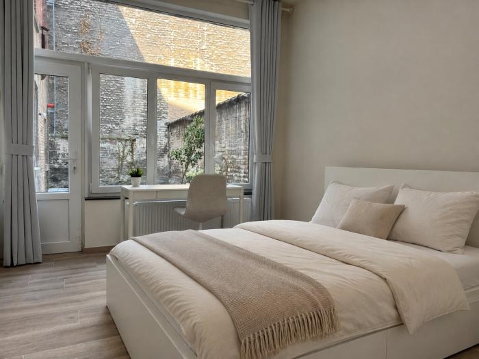 Shared housing 140 m² in Liege Botanique / rue Saint-Gilles / Jonfosse